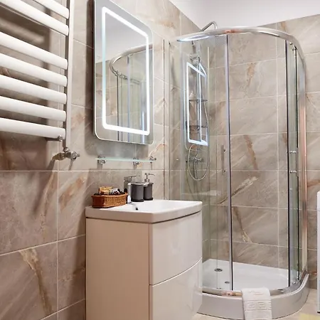 Opal Luxury 110 N Pool