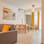 Opal Luxury 110 N Pool