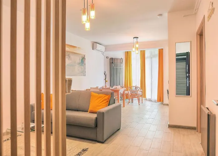 Opal Luxury 110 N Pool Apartamento Năvodari