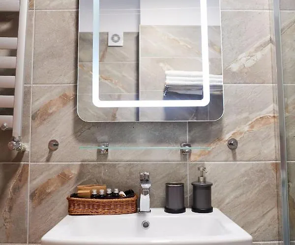 Opal Luxury 110 N Pool *