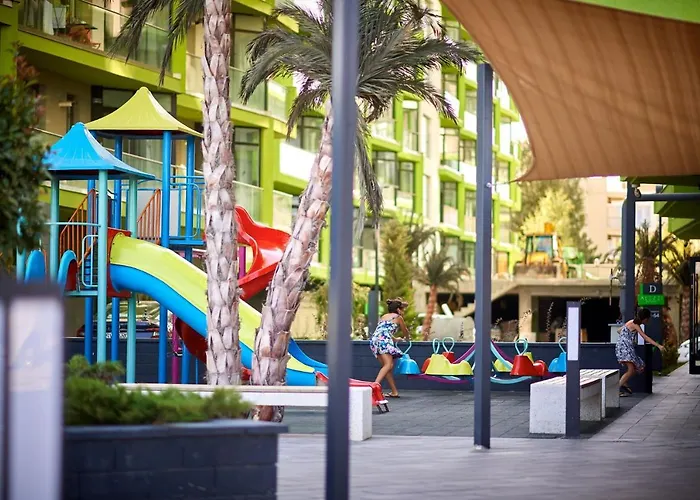 Opal Luxury 110 N Pool * Năvodari