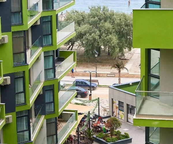 Opal Luxury 110 N Pool * Năvodari